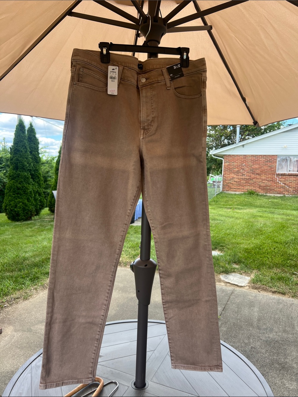 Express Men's Slim Straight Jeans in Taupe Brown